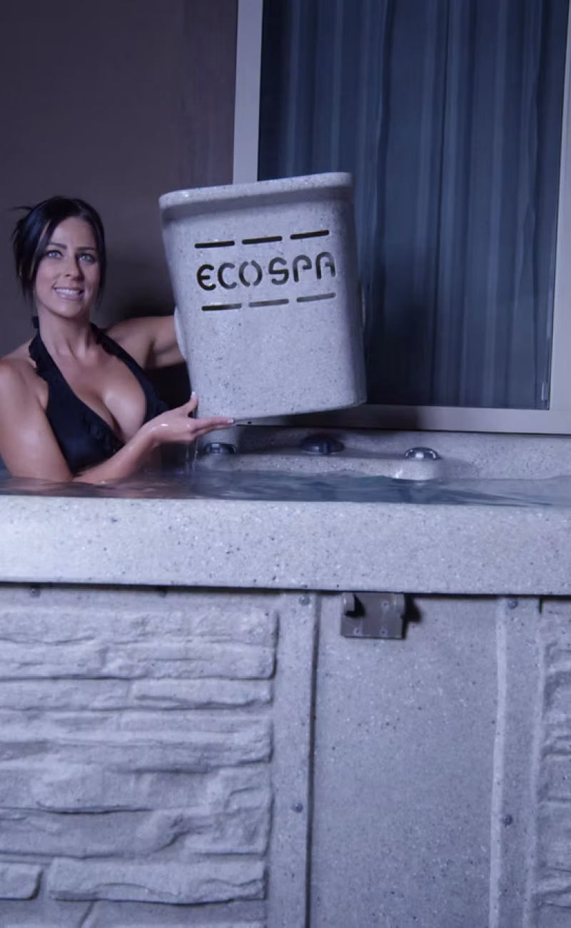 213659_b8051e042a5f4c8785d08edf1fd33754~mv2_d_4608_2160_s_2